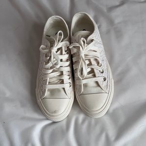 Women’s converse shoes